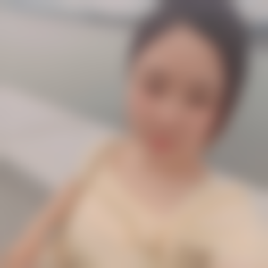 伊伊