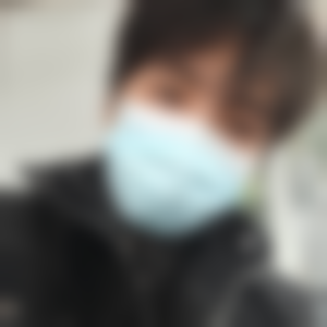 云边有个小卖部