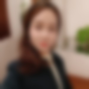 莫莉Molly
